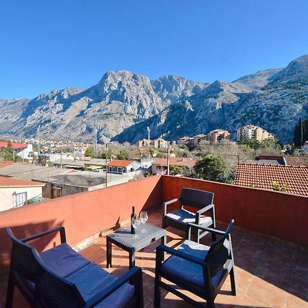 The Right Choice Apartment Kotor Exteriör bild