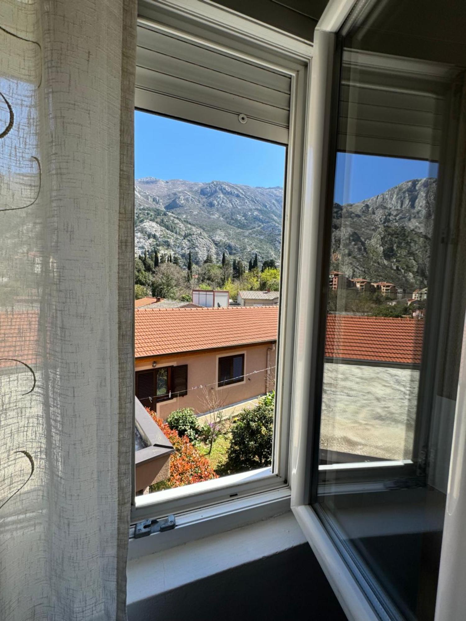 The Right Choice Apartment Kotor Exteriör bild