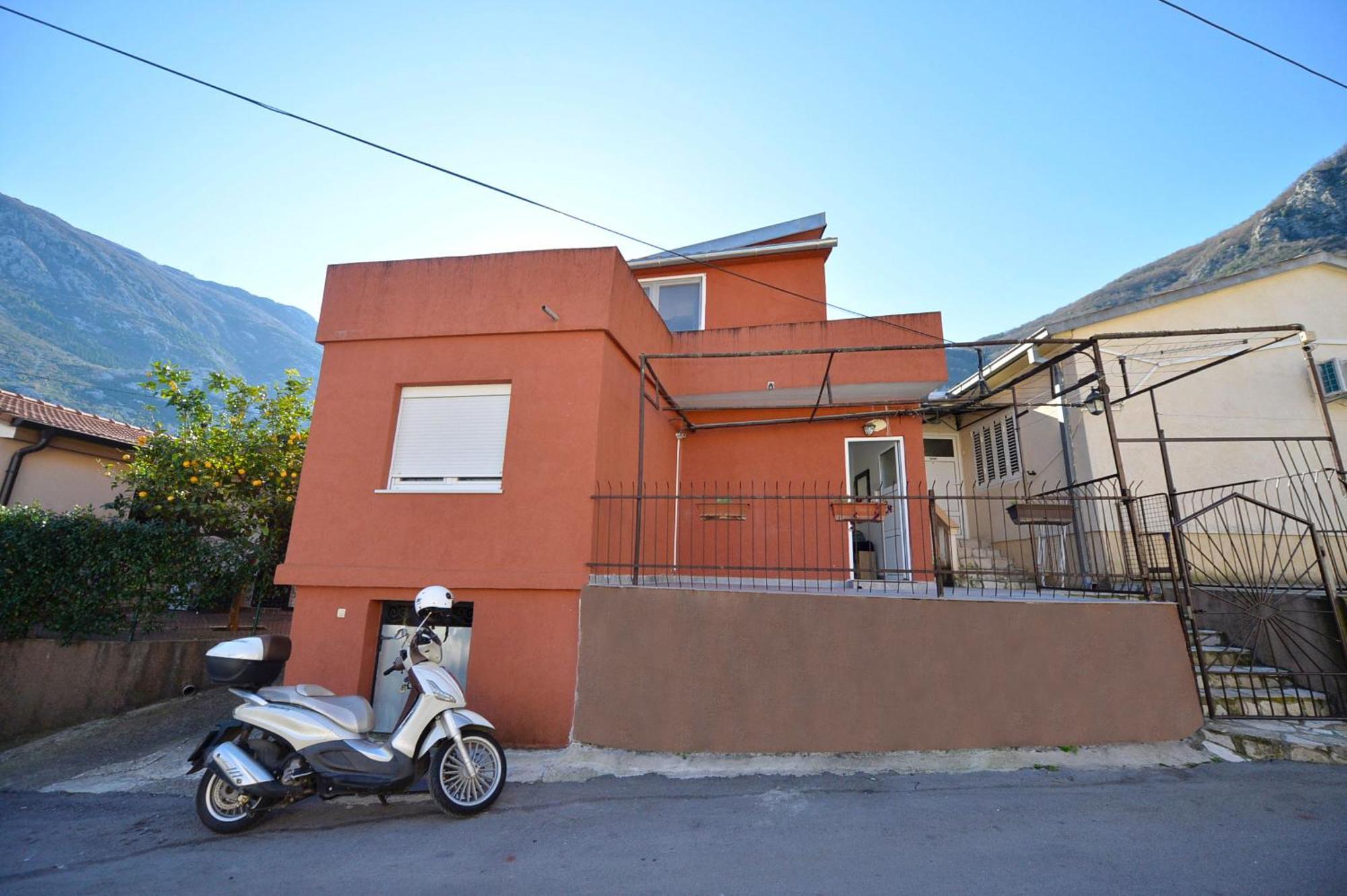 The Right Choice Apartment Kotor Exteriör bild