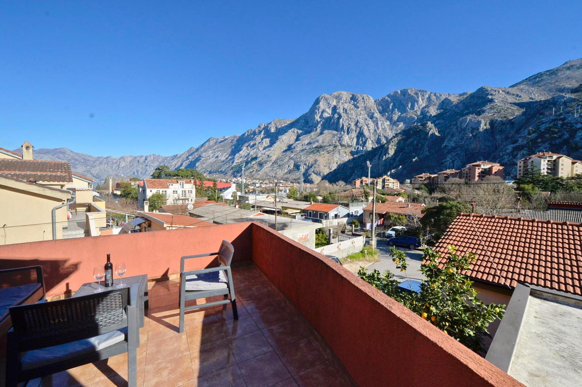 The Right Choice Apartment Kotor Exteriör bild