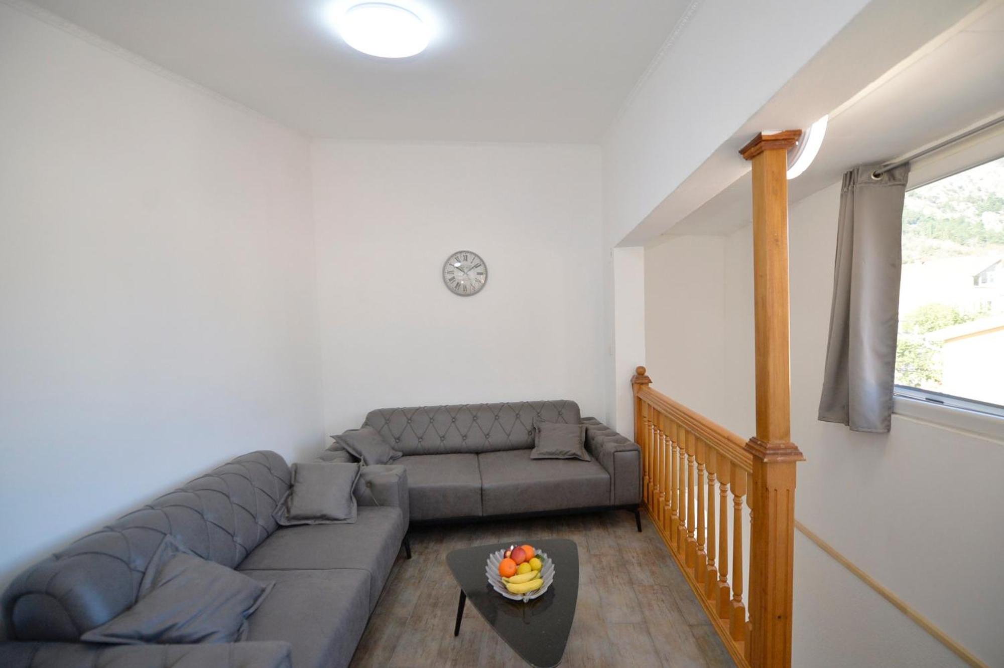 The Right Choice Apartment Kotor Exteriör bild